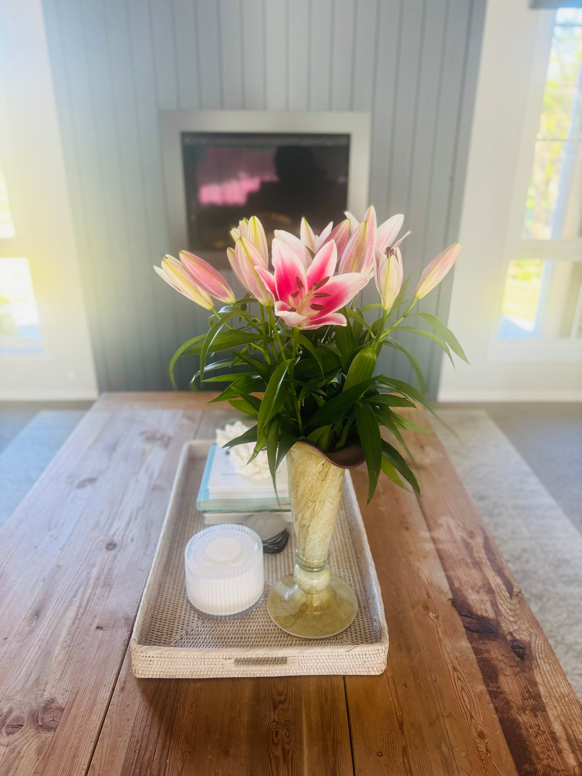 Stunning fresh Lilly bunches **Wholesale Price**-The Village Grocer Club