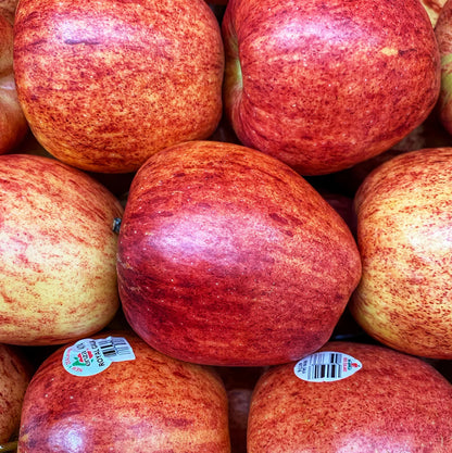 Winter Crunch - * New Season* Premium Royal Galas-The Village Grocer Club