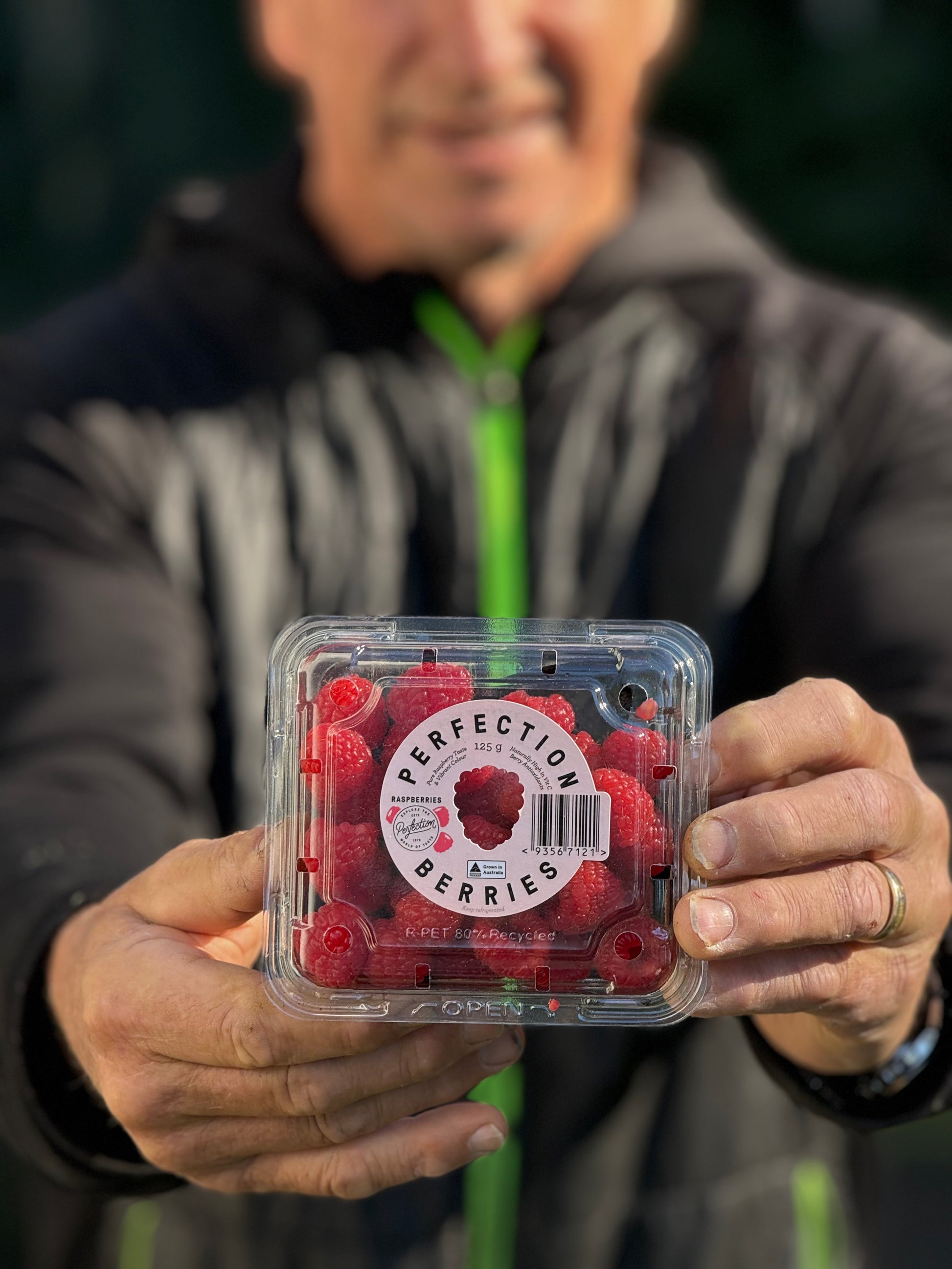 Australian Berries Raspberries!!-The Village Grocer Club
