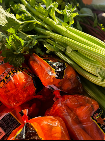 Extra Large Celery Bunch or Tray-The Village Grocer Club